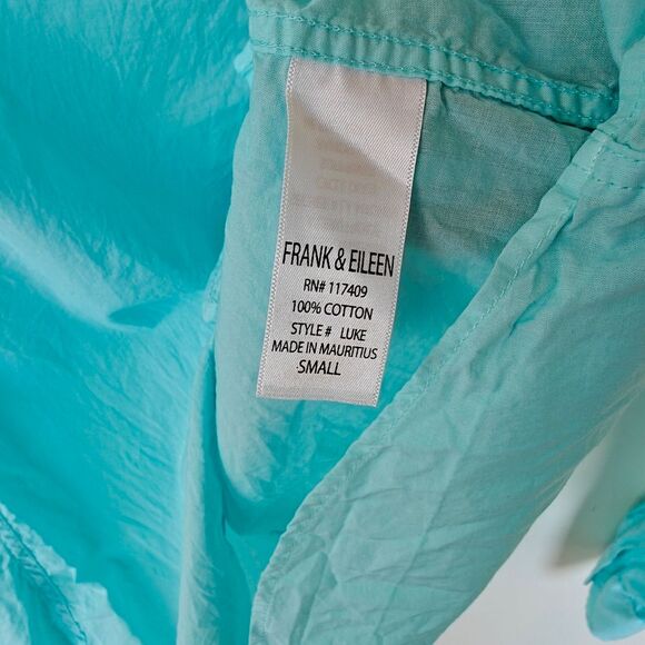 Frank & Eileen Luke Shirt Blue Size Small Button Up Long Sleeves Lightweight - Picture 10 of 11